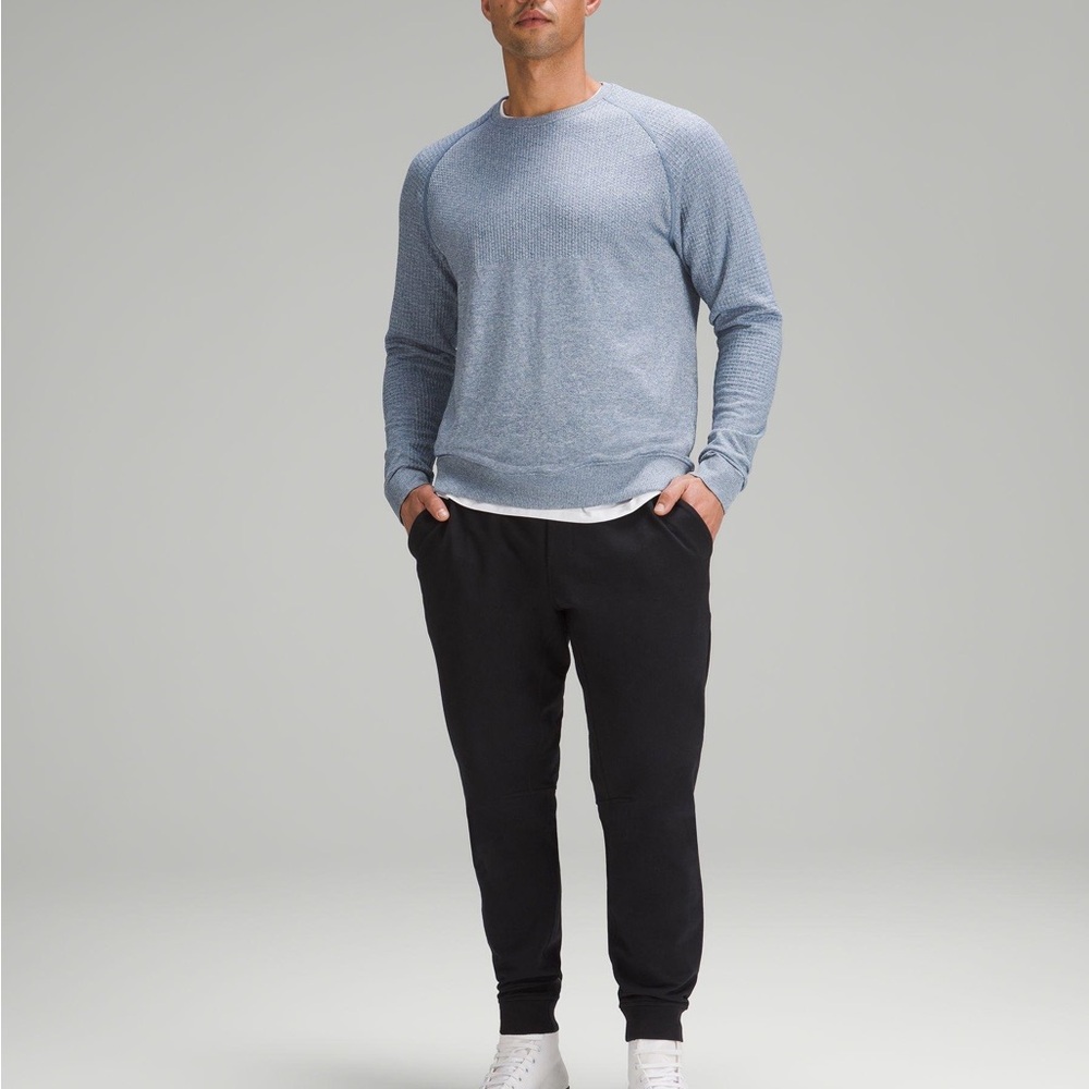 Lululemon Men’s Engineered Warmth Long-Sleeve Crew
